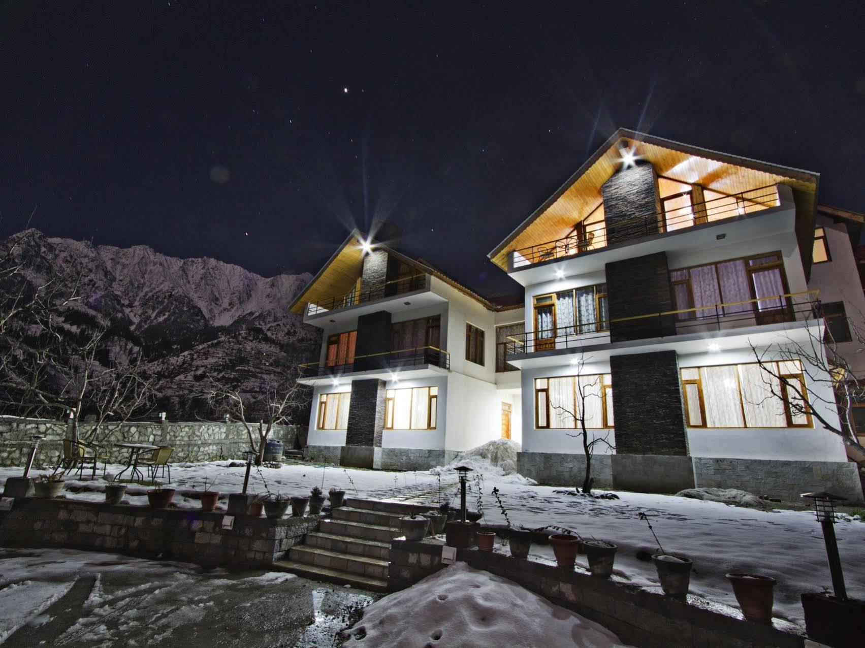 Mount Ville Cottages Manāli Exteriér fotografie